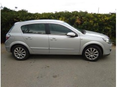 opel astra h berlina del año 2005