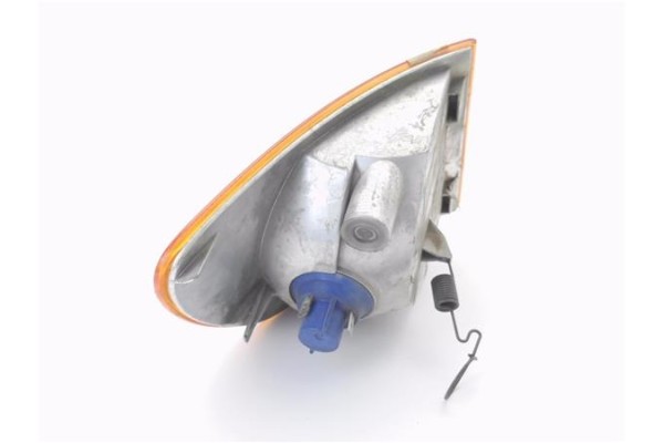 Recambio de intermitente delantero izquierdo para mercedes-benz vito furgón (638) 2.3 108 d  (638.064) referencia OEM IAM 638820