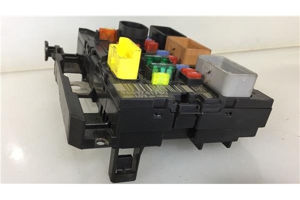 Recambio de caja fusibles/rele para citroen c2 1.4 referencia OEM IAM 9659741780  
