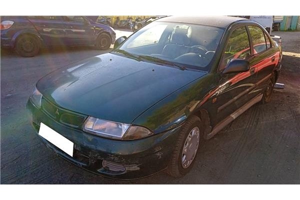 mitsubishi carisma berlina 5 (da0) del año 1998