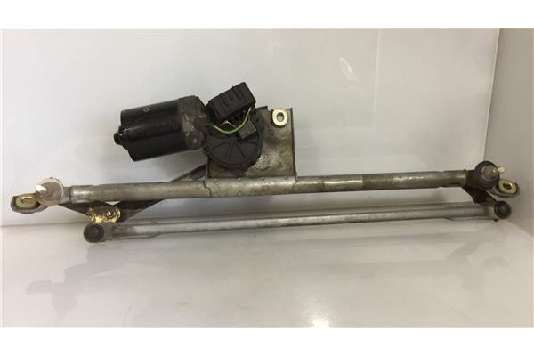 Recambio de motor limpiaparabrisas delantero para opel vectra b berlina 2.0 básico (1999) referencia OEM IAM 0390241142 05800032
