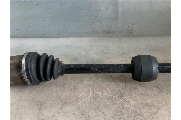 Recambio de palier delantero derecho para opel meriva 1.3 cdti referencia OEM IAM 374512  