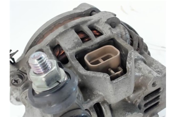 Recambio de alternador para mazda 3 sedán (bk) 1.6 referencia OEM IAM A2TC0091  
