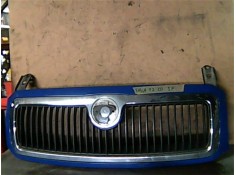 Recambio de rejilla capo para skoda fabia (6y2/6y3) 1.2 classic referencia OEM IAM 6Y0853668  