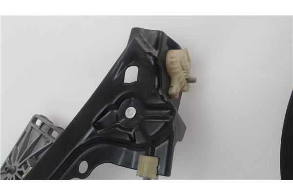 Recambio de mecanismo elevalunas delantero derecho para bmw serie 3 coupe (e92) referencia OEM IAM 130822403  
