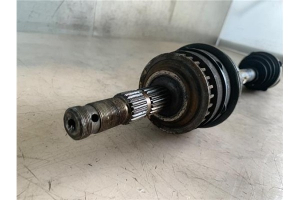Recambio de palier delantero izquierdo para opel meriva 1.3 cdti referencia OEM IAM 374513  