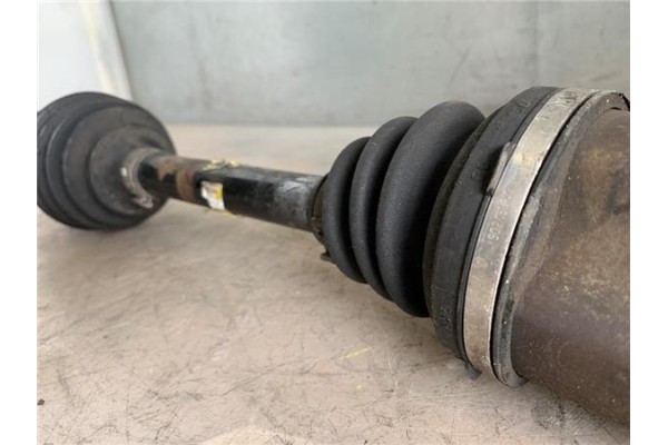 Recambio de palier delantero izquierdo para opel meriva 1.3 cdti referencia OEM IAM 374513  