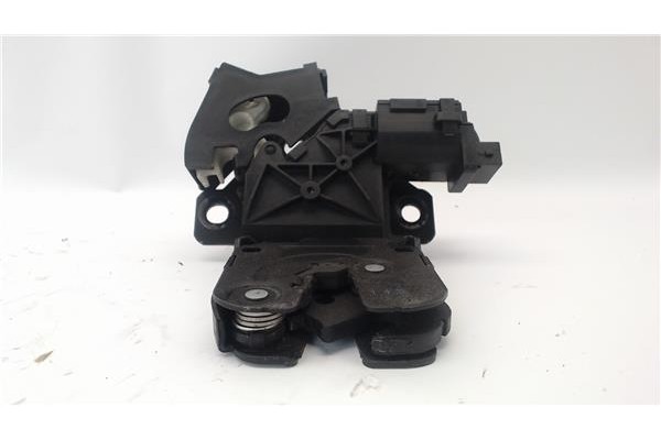 Recambio de cierre electromagnetico porton para audi a6 avant (4f5) 2.0 tdi referencia OEM IAM   