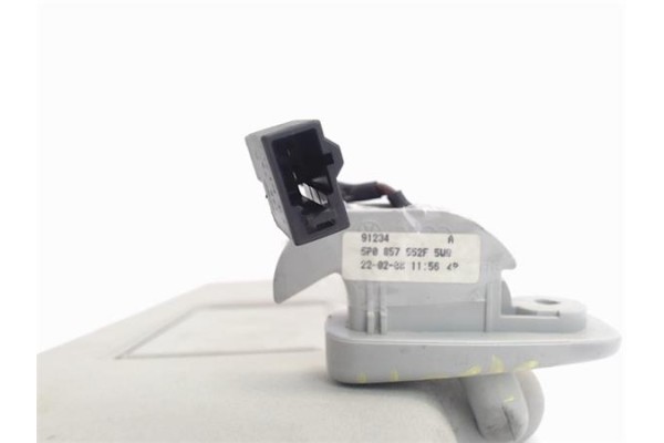 Recambio de parasol derecho para seat altea (5p1) 1.9 tdi referencia OEM IAM 5P0857552F  