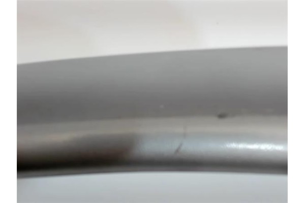 Recambio de aletin trasero izquierdo para opel corsa b 1.6 i 16v referencia OEM IAM 90388701  