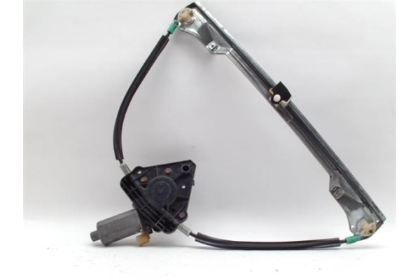 Recambio de mecanismo elevalunas delantero derecho para renault clio ii (xbo) 1.4 75cv referencia OEM IAM 77008422  