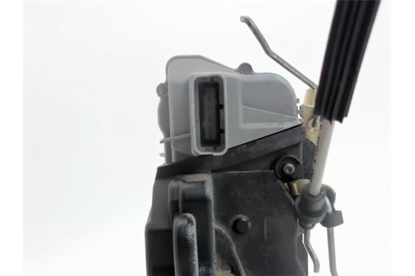 Recambio de cierre electromagnetico delantero izquierdo para peugeot 307 break / sw (s1) 1.6 hdi 110 referencia OEM IAM 9135L0  