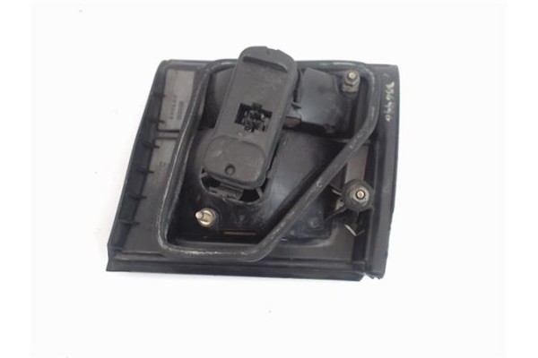 Recambio de piloto porton trasero izquierdo para saab 9-3 berlina referencia OEM IAM   