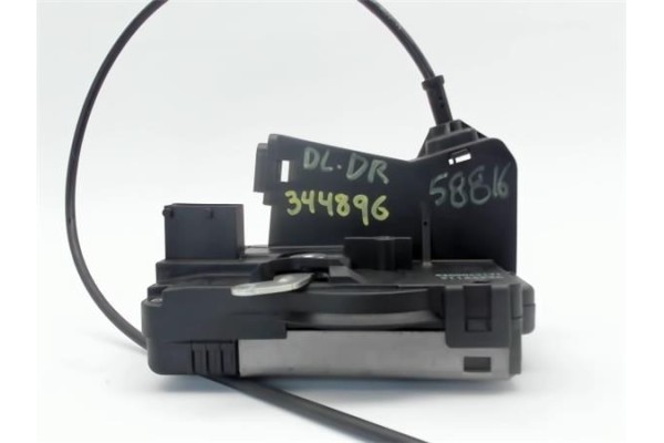 Recambio de cierre electromagnetico delantero derecho para opel vivaro 1.9 dti referencia OEM IAM 8200042171 91166234 