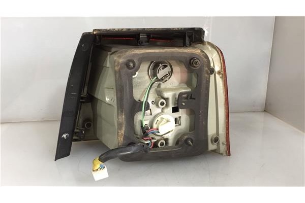 Recambio de piloto trasero izquierdo para kia carens (rs) 2.0 crdi referencia OEM IAM K2JB51160A  