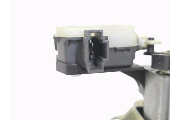 Recambio de maneta exterior porton para seat cordoba berlina (6l2) 1.9 tdi referencia OEM IAM 1M5862159C 1M0959781A 