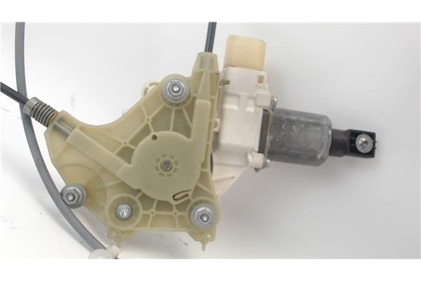 Recambio de mecanismo elevalunas delantero derecho para bmw serie 3 coupe (e92) referencia OEM IAM 130822403  