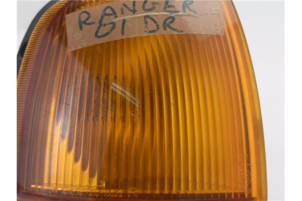 Recambio de intermitente delantero dcho para ford ranger (er) 2.5 básico referencia OEM IAM 21016023  