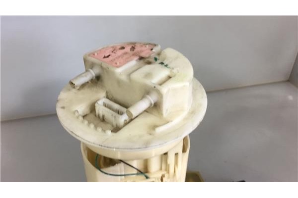 Recambio de bomba combustible para citroen xsara berlina 1.6 16v referencia OEM IAM 9631944280 228222811 