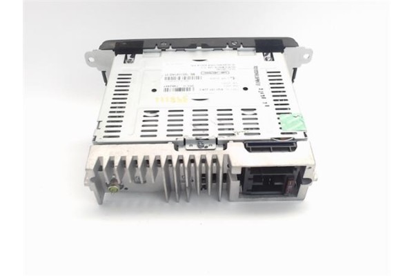 Recambio de radio / cd para volkswagen polo v (6r1) 1.2 sport referencia OEM IAM 6Q0051228C  