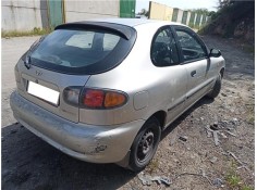 daewoo lanos del año 2000