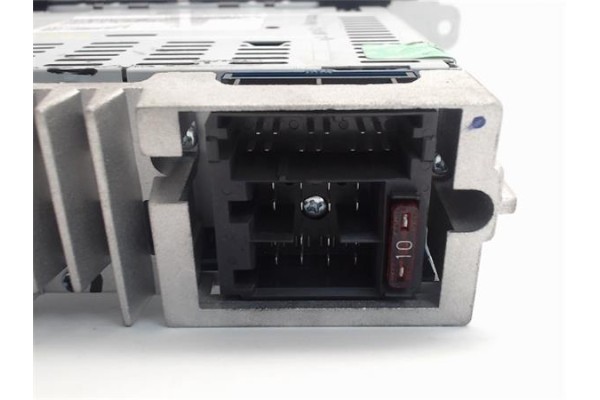 Recambio de radio / cd para volkswagen polo v (6r1) 1.2 sport referencia OEM IAM 6Q0051228C  