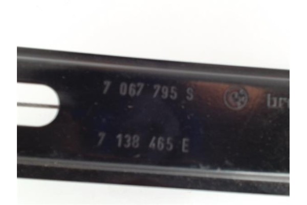 Recambio de mecanismo elevalunas delantero izquierdo para bmw serie 1 berlina (e81/e87) 2.0 118d referencia OEM IAM 7067795S 996
