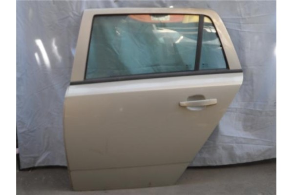 Recambio de puerta delantero derecha para opel astra h berlina (2004) 1.6 referencia OEM IAM   