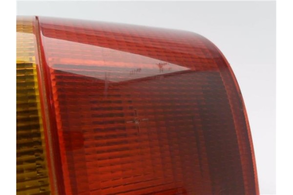Recambio de piloto trasero izquierdo para fiat scudo furgón (220l) 2.0 jtd referencia OEM IAM 9790384780  