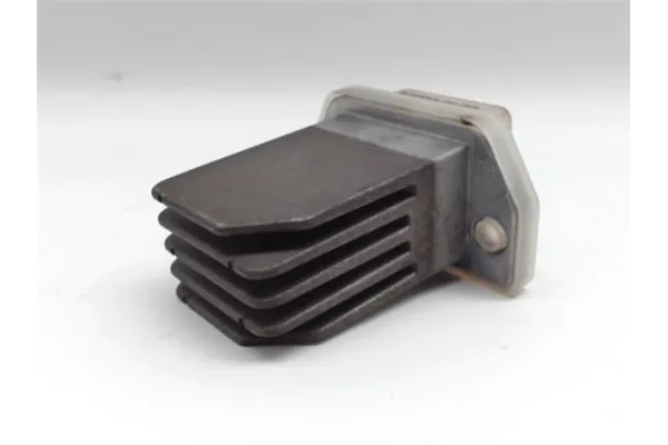Recambio de rele mando calefaccion para nissan qashqai +2 (jj10) 1.6 dci referencia OEM IAM 70T032103  