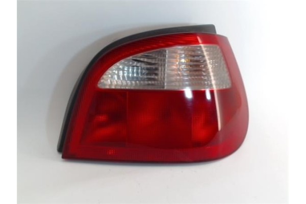 Recambio de piloto trasero derecho para renault megane i (ba0/1_) 1.4 16v (ba0d, ba1h, ba0w, ba10) referencia OEM IAM 7700428321
