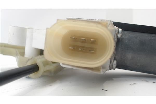 Recambio de mecanismo elevalunas delantero derecho para bmw serie 3 coupe (e92) referencia OEM IAM 130822403  