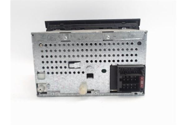 Recambio de radio / cd para fiat bravo (182) 1.2 16v 80 trofeo referencia OEM IAM 735451942  