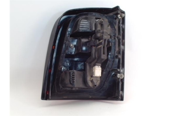 Recambio de piloto trasero izquierdo para nissan micra (k11) 1.3 i 16v referencia OEM IAM B65555F301  