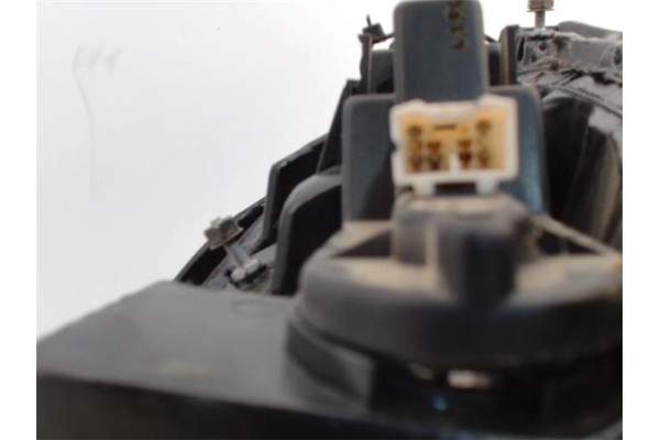 Recambio de piloto trasero izquierdo para nissan micra (k11) 1.3 i 16v referencia OEM IAM B65555F301  