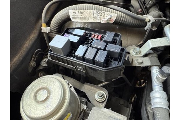 Recambio de caja fusibles/rele para mitsubishi outlander (gf0/gg0) 2.0 phev kaiteki 4wd (gg2w) referencia OEM IAM 8565A392  