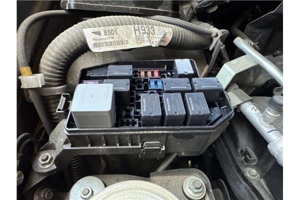 Recambio de caja fusibles/rele para mitsubishi outlander (gf0/gg0) 2.0 phev kaiteki 4wd (gg2w) referencia OEM IAM 8565A392  