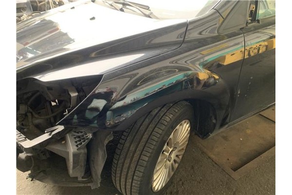 Recambio de aleta delantero izquierda para ford focus ii (da_) 2.0 tdci referencia OEM IAM 1521597  