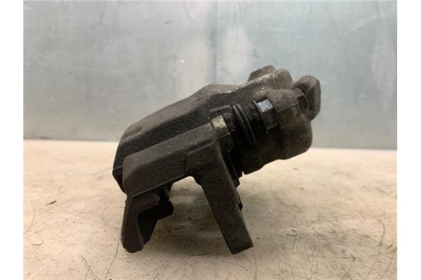 Recambio de pinza freno delantero derecha para suzuki swift iii (sg) 1.3 referencia OEM IAM 55110-62J10 PDF60048 