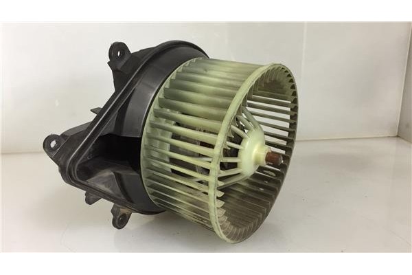 Recambio de motor calefaccion para citroen xsara coupe 1.8i 16v sx referencia OEM IAM 210681233F 740471233F 