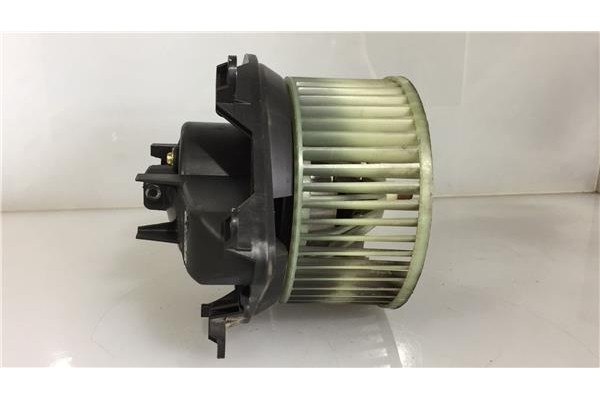 Recambio de motor calefaccion para citroen xsara coupe 1.8i 16v sx referencia OEM IAM 210681233F 740471233F 