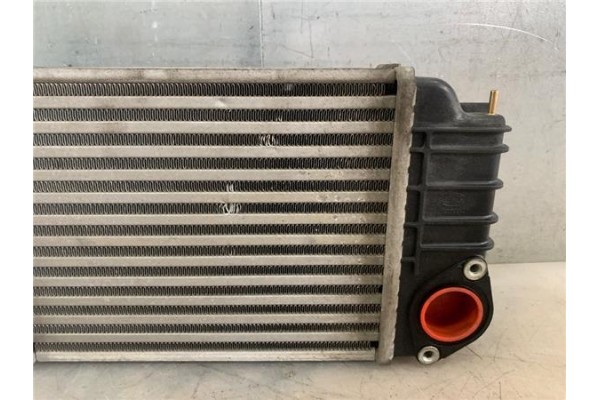 Recambio de intercooler para toyota yaris (ksp9/scp9/nlp9) 1.4 active referencia OEM IAM JD1270000620  
