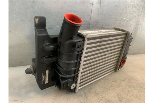 Recambio de intercooler para toyota yaris (ksp9/scp9/nlp9) 1.4 active referencia OEM IAM JD1270000620  
