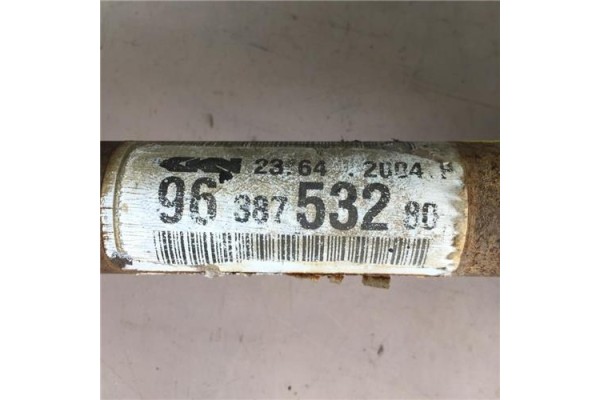 Recambio de palier delantero izquierdo para peugeot 206 1.4 i referencia OEM IAM 96  