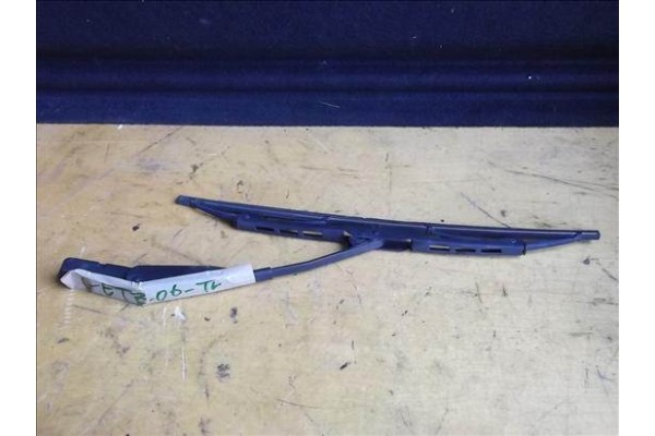 Recambio de brazo limpiaparabrisas trasero para hyundai getz (tb)(2002) 1.1 referencia OEM IAM   