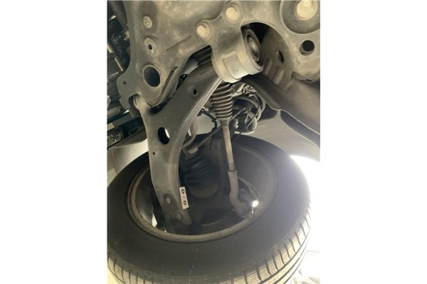 Recambio de brazo suspension delantero derecho para ford focus ii (da_) 2.0 tdci referencia OEM IAM 1570284  