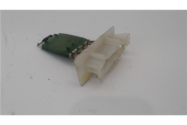 Recambio de resistencia calefaccion para peugeot 207 1.4 confort referencia OEM IAM   