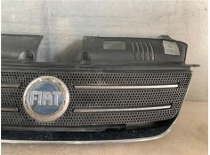 Recambio de rejilla capo para fiat idea (135) 1.4 16v referencia OEM IAM 735357980  