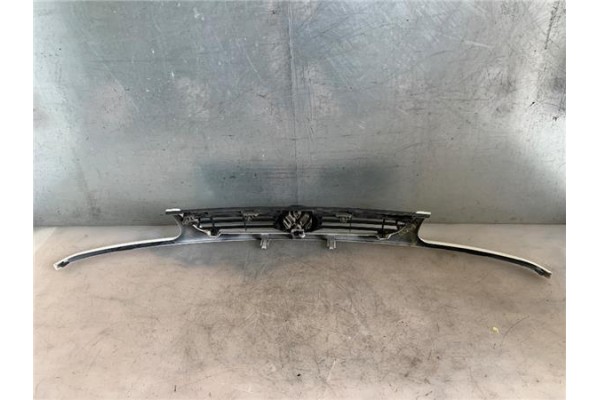 Recambio de rejilla paragolpes delantero para volkswagen polo iii (6n1) 60 1.4 referencia OEM IAM 6N0853661C  