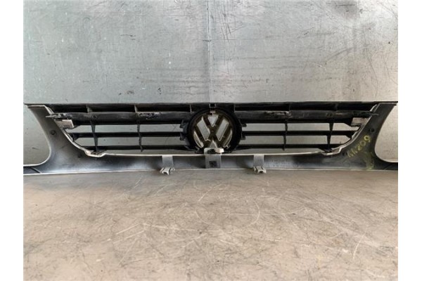 Recambio de rejilla paragolpes delantero para volkswagen polo iii (6n1) 60 1.4 referencia OEM IAM 6N0853661C  